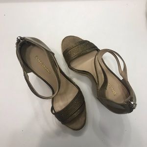 Enzo Angiolini wedges